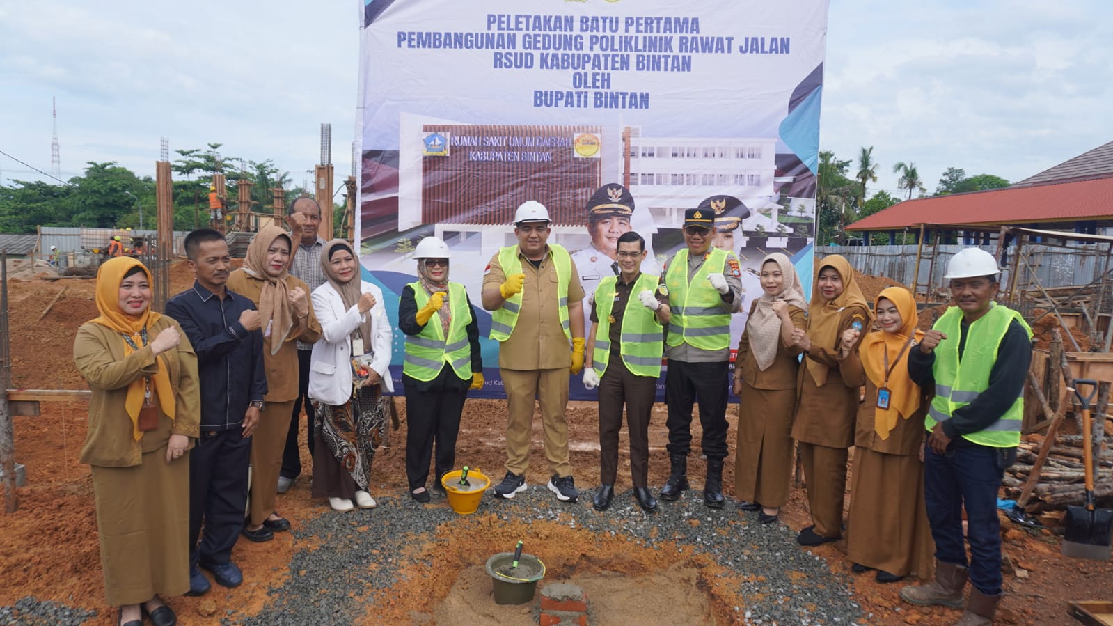 Peletakan Batu Pertama, Roby : Gedung Ini Investasi Kemanusiaan Dalam Pelayanan Kesehatan