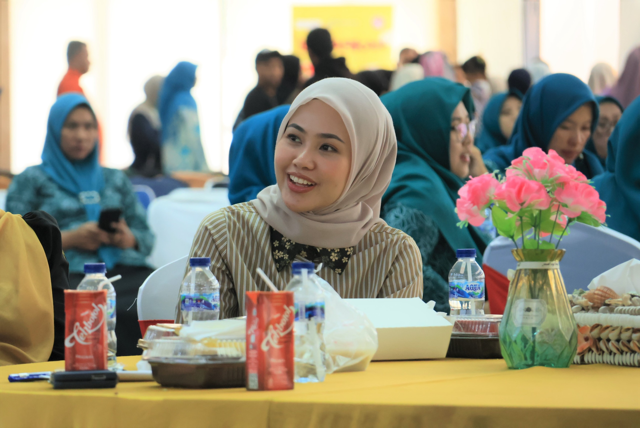 Pemkab Bintan Gelar Sosialisasi Diversifikasi Olahan Ikan dan Serahkan Bantuan Perikanan